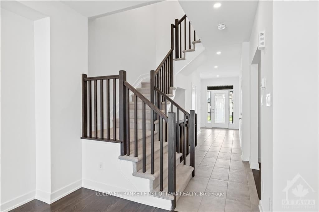 661 RATHBURN Lane photo 16