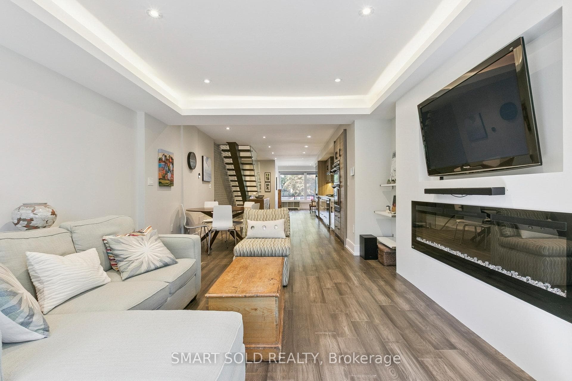 341 Balliol Street photo 17