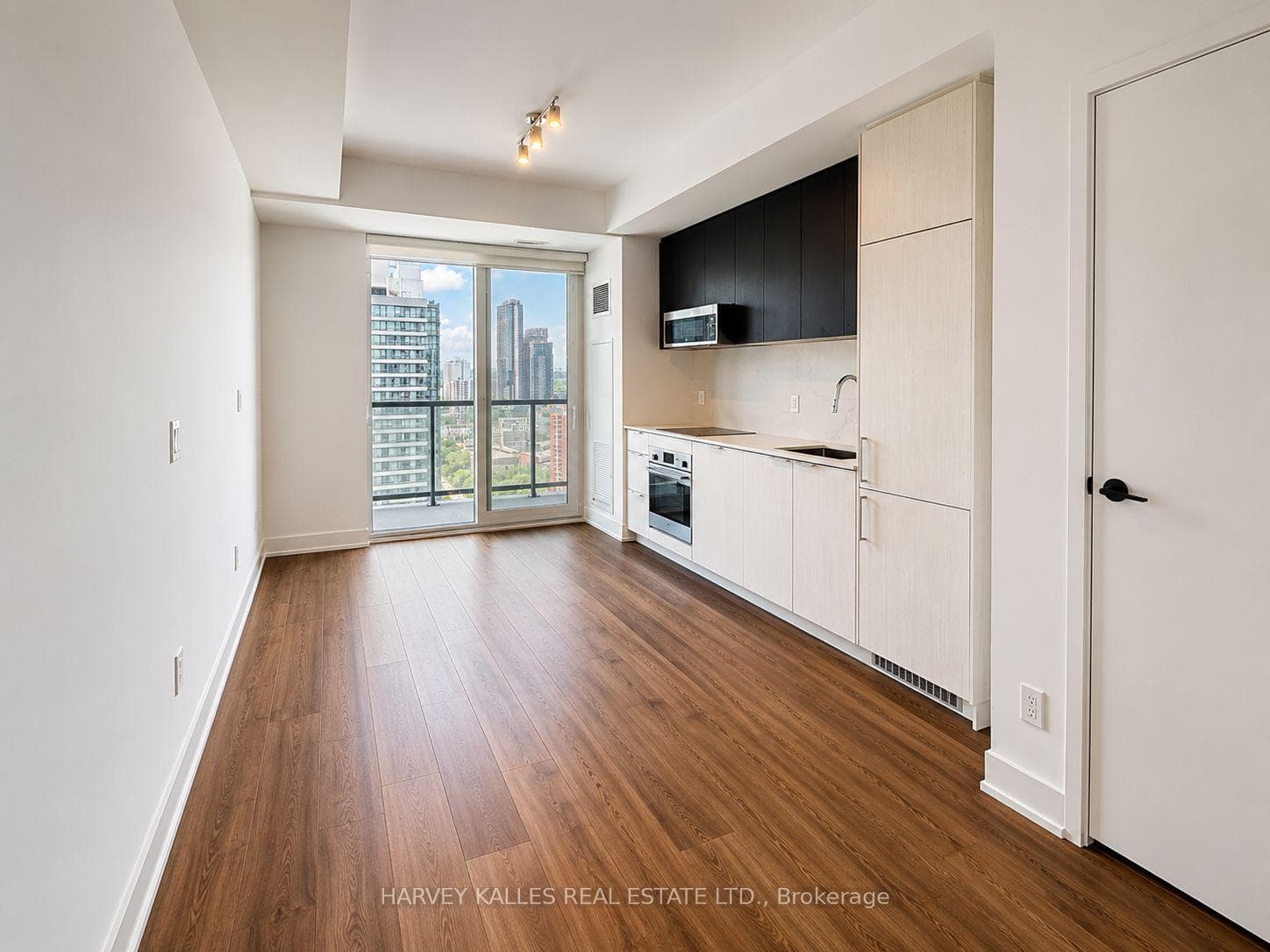 308 Jarvis Street Unit 2706 photo 2