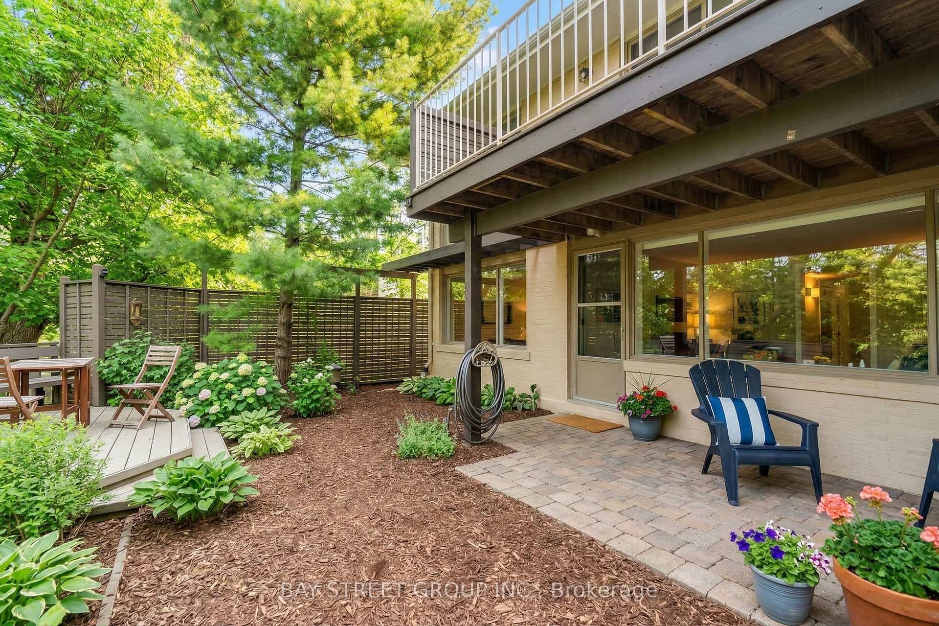 2558 Mindemoya Road photo 36