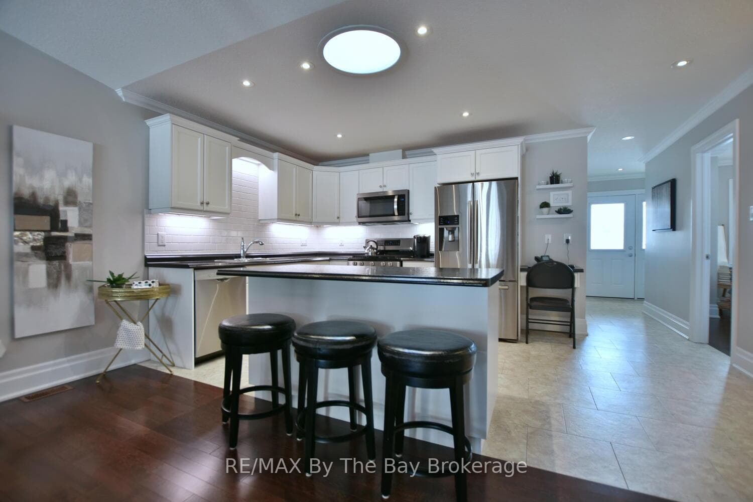 12 Garden Grove Crescent photo 5