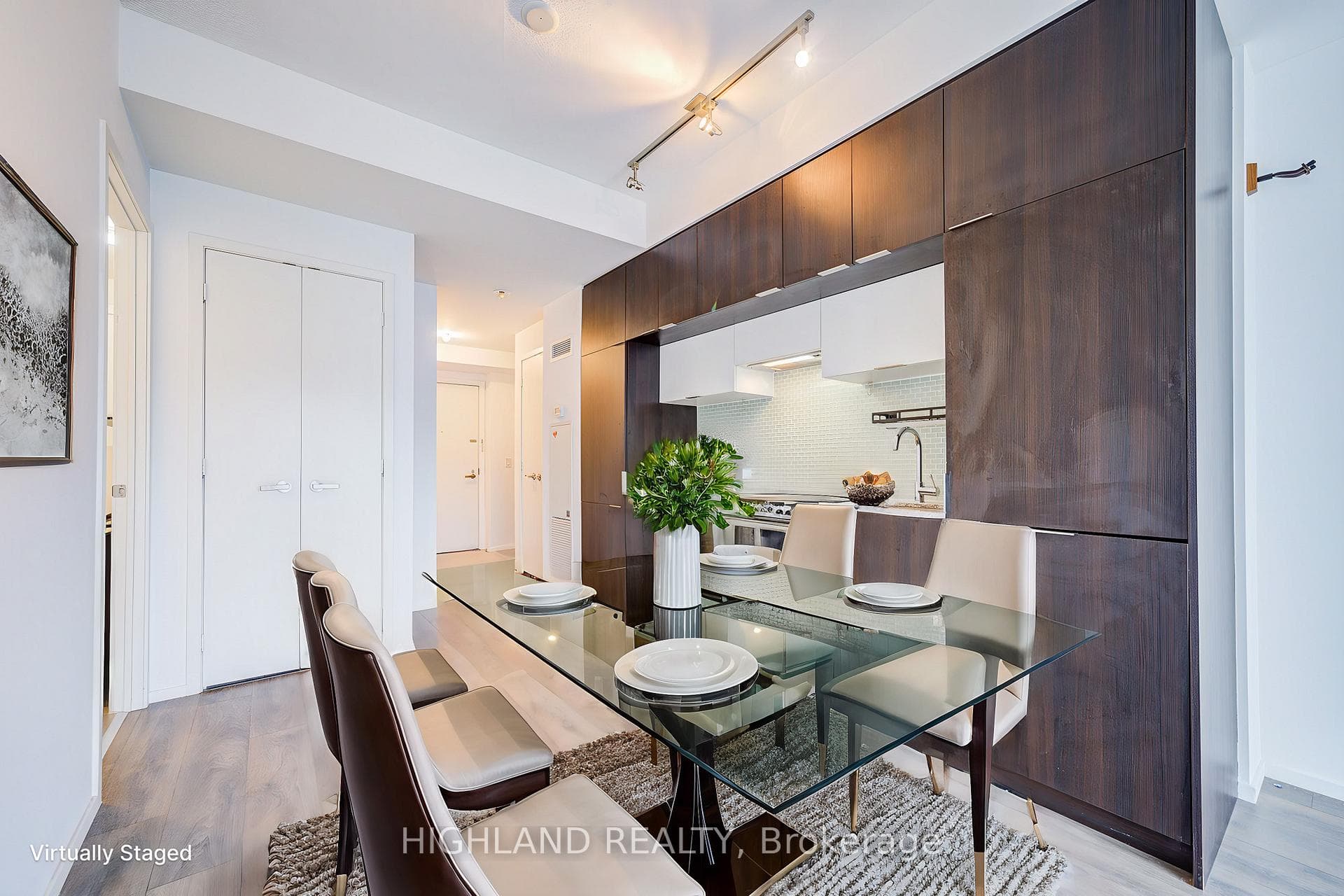 159 Dundas Street Unit 3004 photo 4