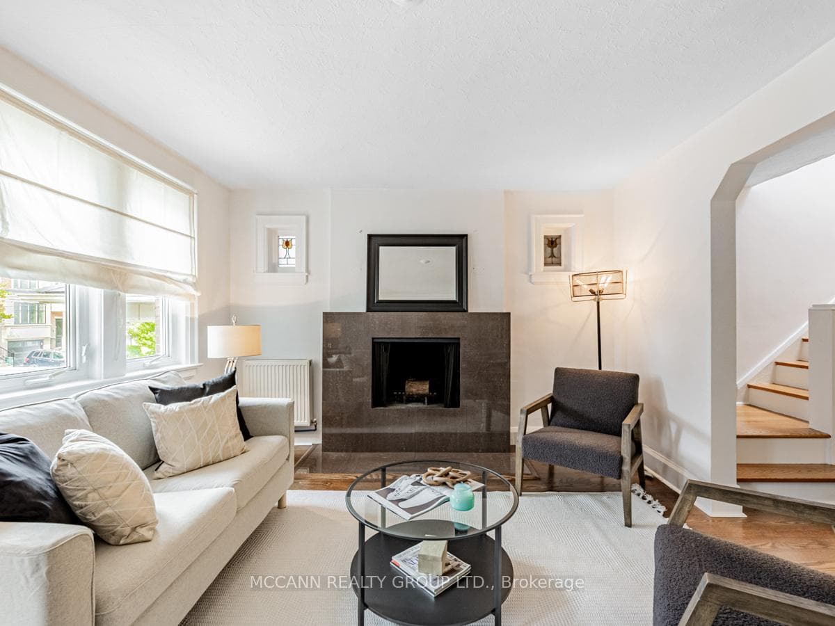 121 Roslin Avenue photo 13