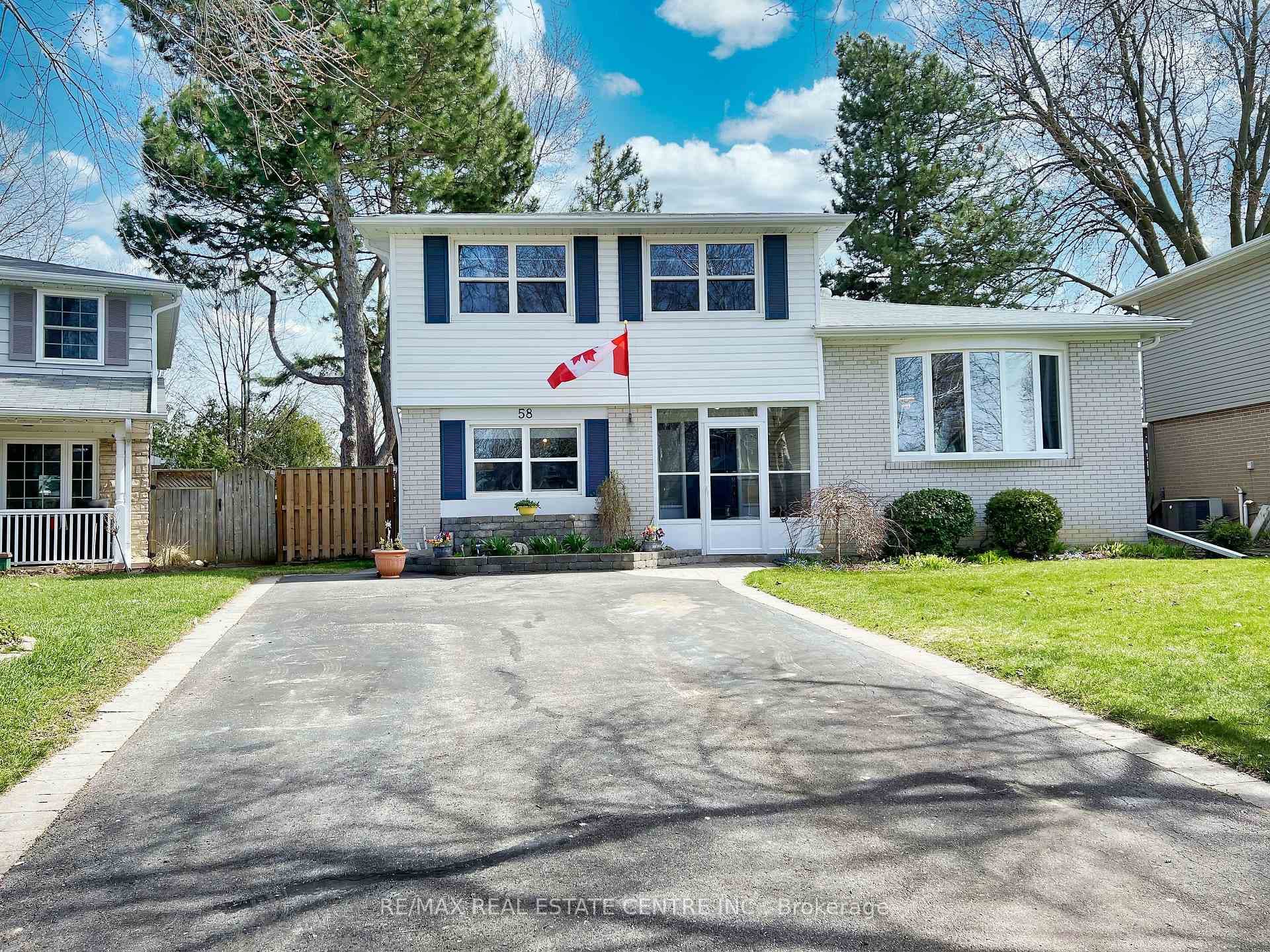 58 Ferndale Crescent photo 1