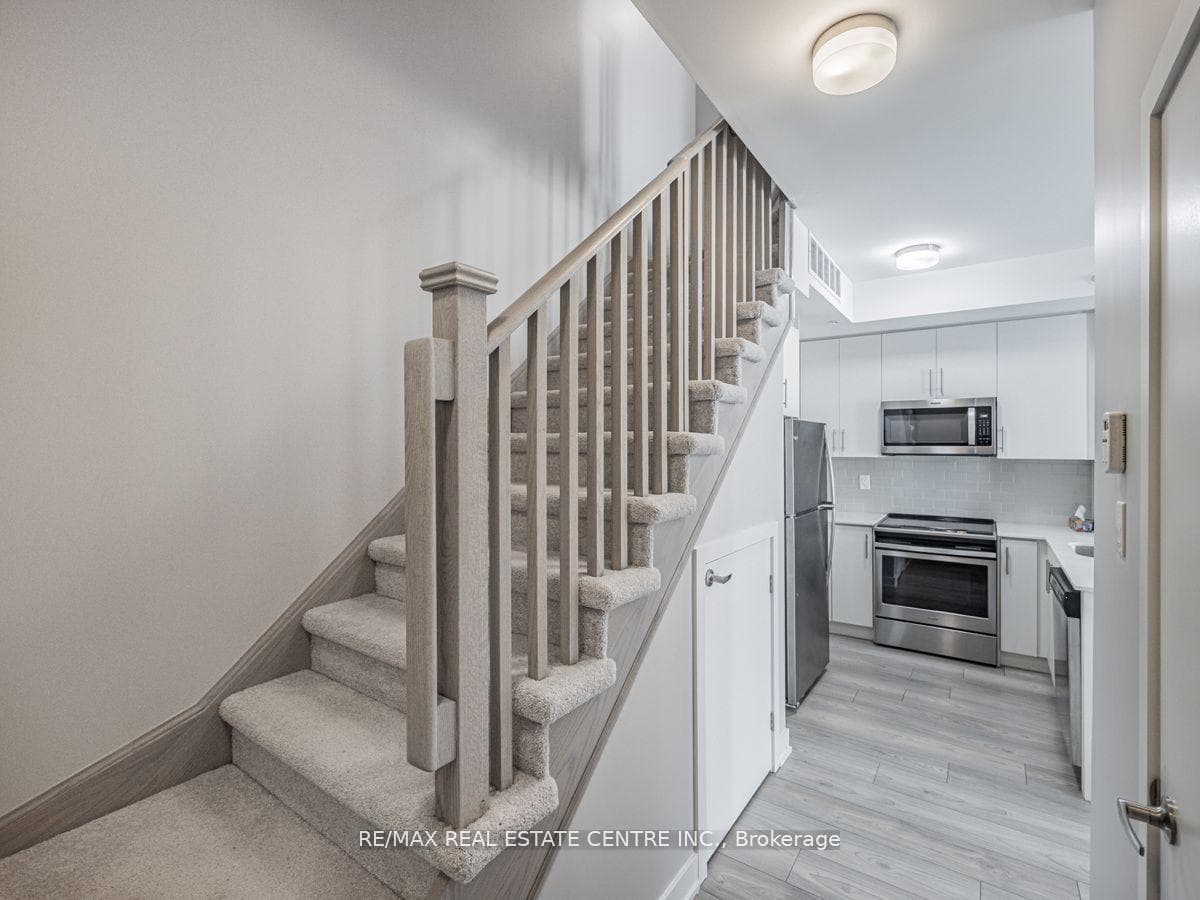 3473 Widdicombe Way Unit 9 photo 12