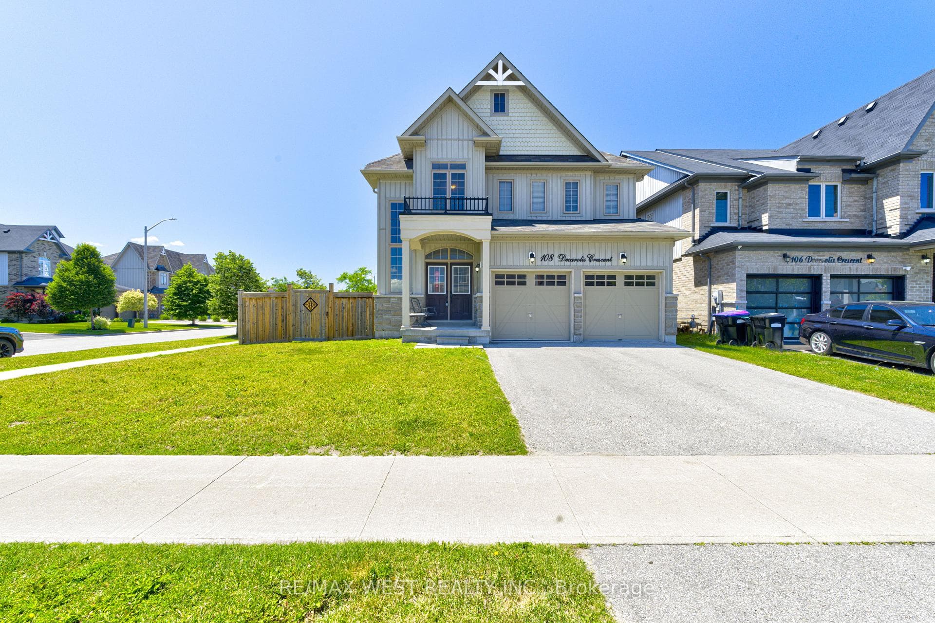 108 Decarolis Crescent photo 1
