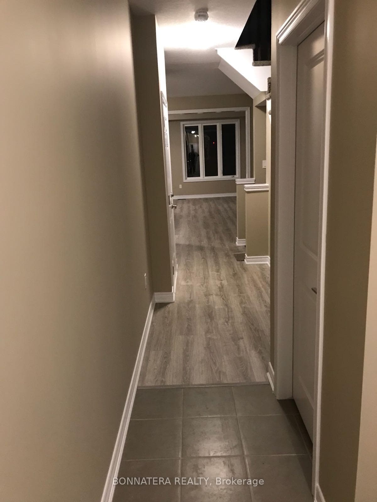 1528 Shade Lane photo 2