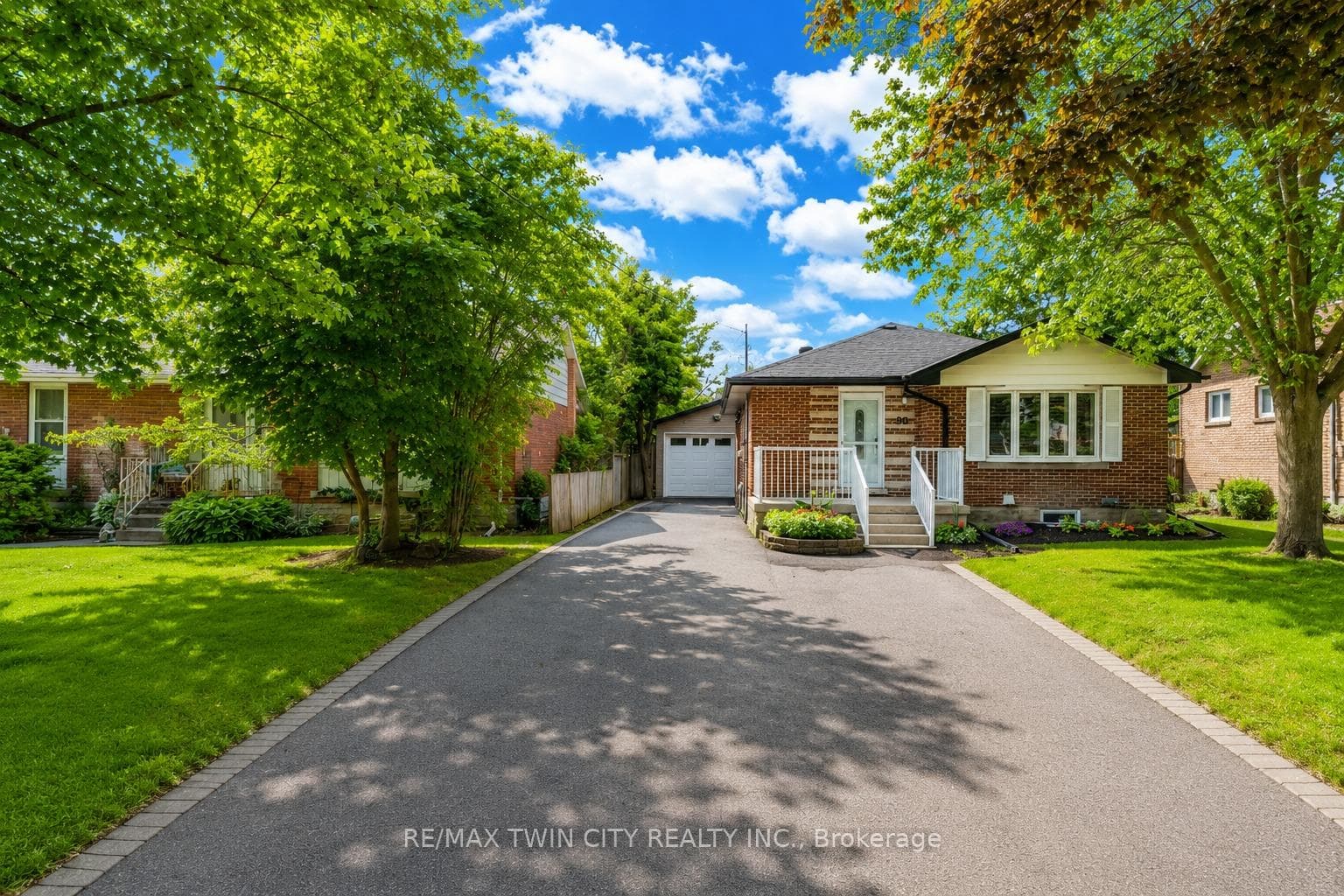 90 Arlington Boulevard photo 46