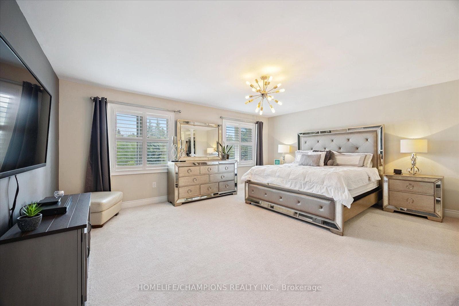 1612 Sandhurst Crescent photo 24