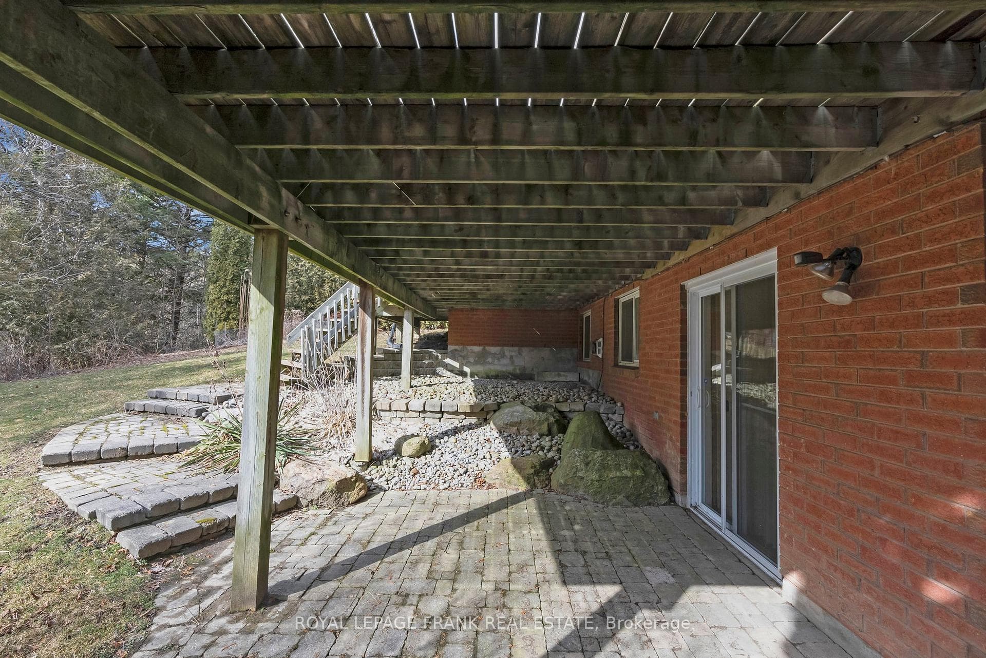 31 Rehder Avenue photo 2