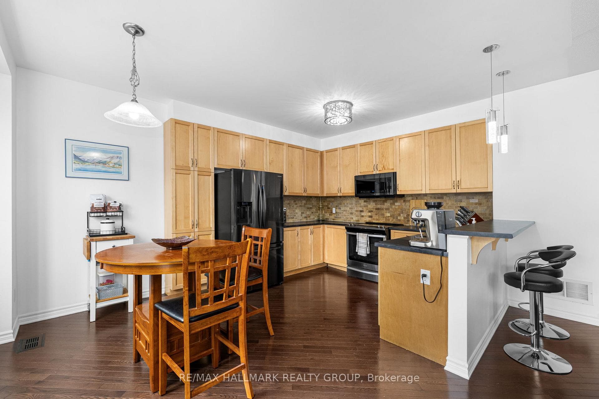529 Dundonald Drive photo 15