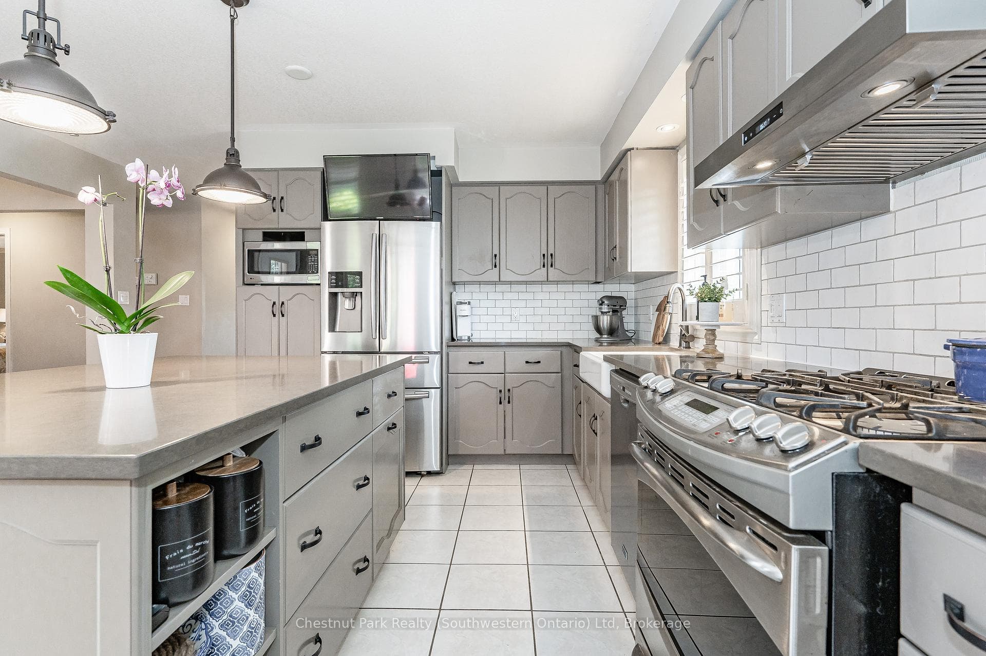 8 Flaherty Drive photo 12