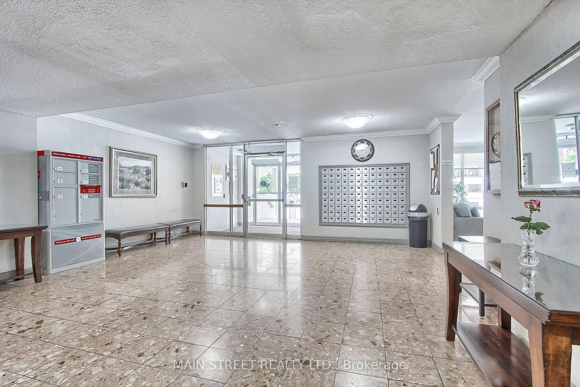 20 William Roe Boulevard Unit 1008 photo 3