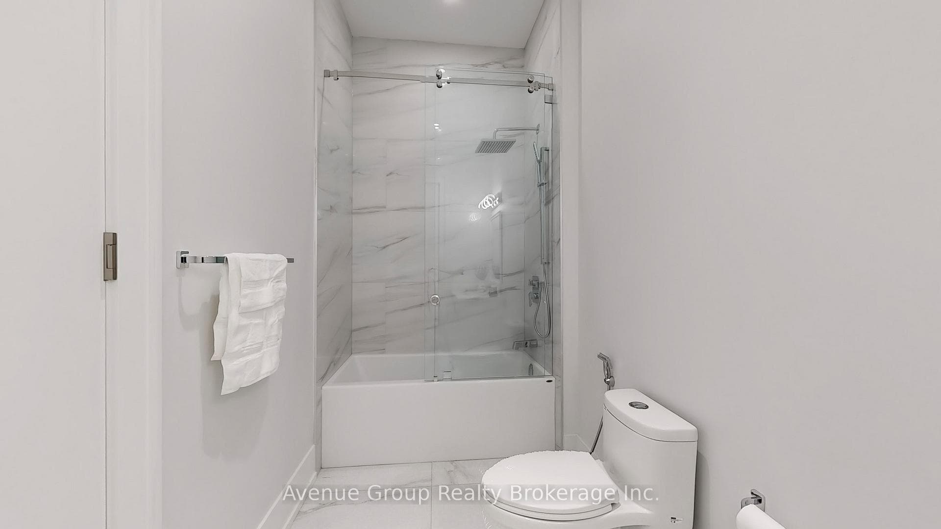 93 Tamworth Road photo 16