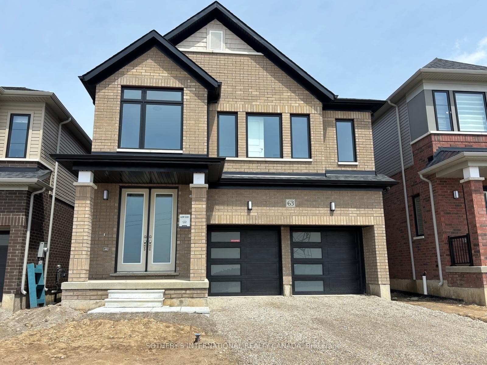 63 Teskey Crescent photo 1
