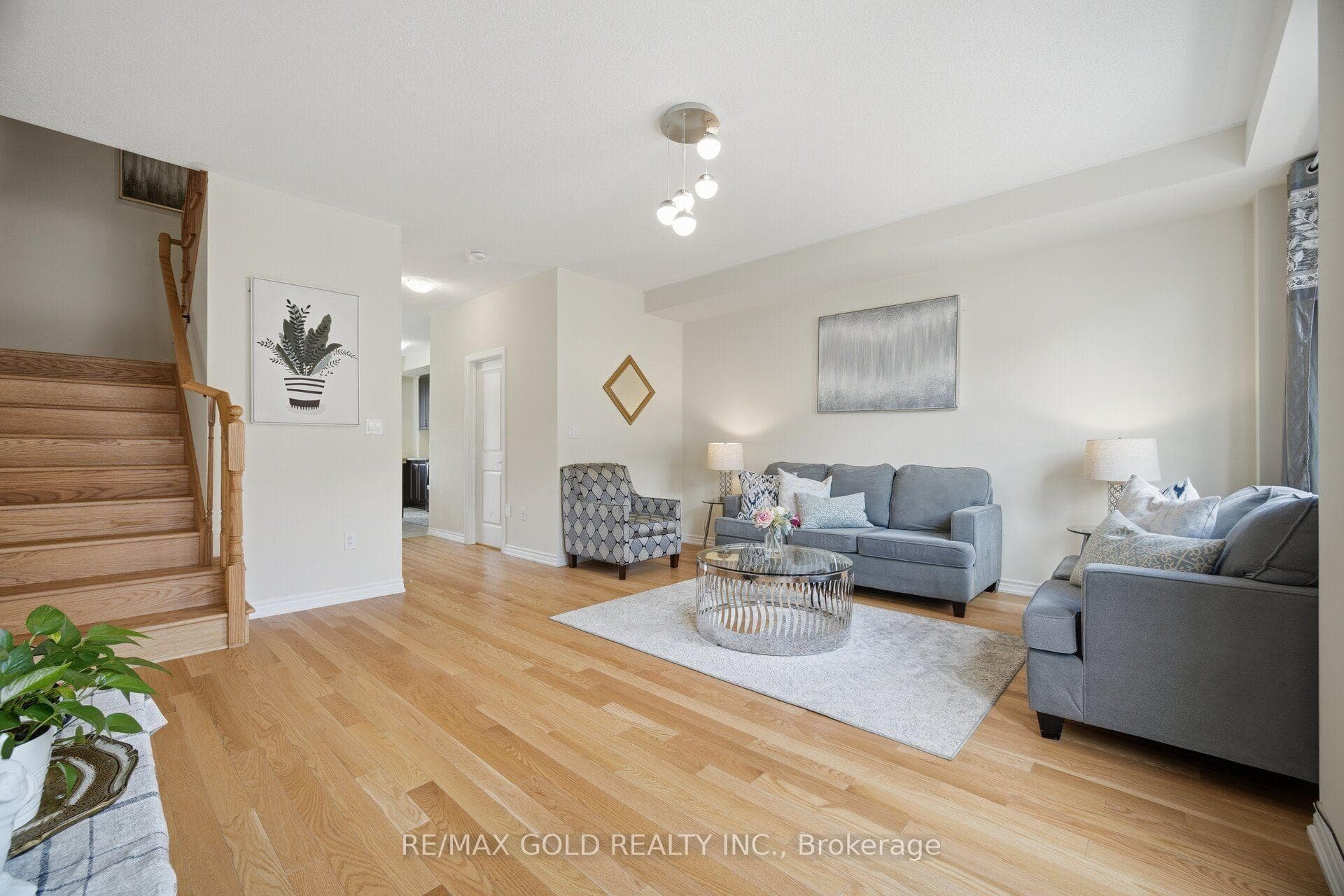 9 Arcola Street photo 17