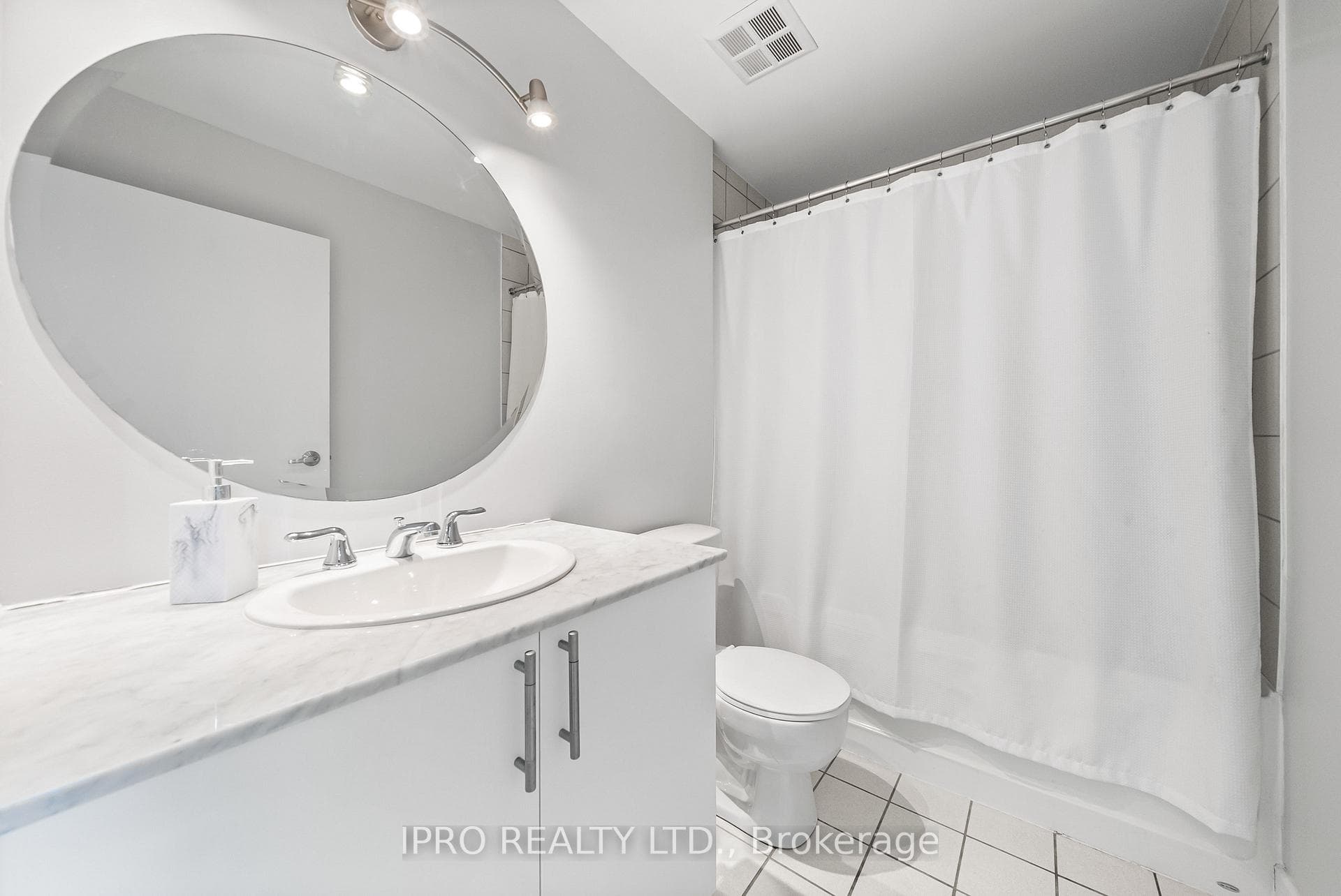 1001 Roselawn Avenue Unit 119 photo 21