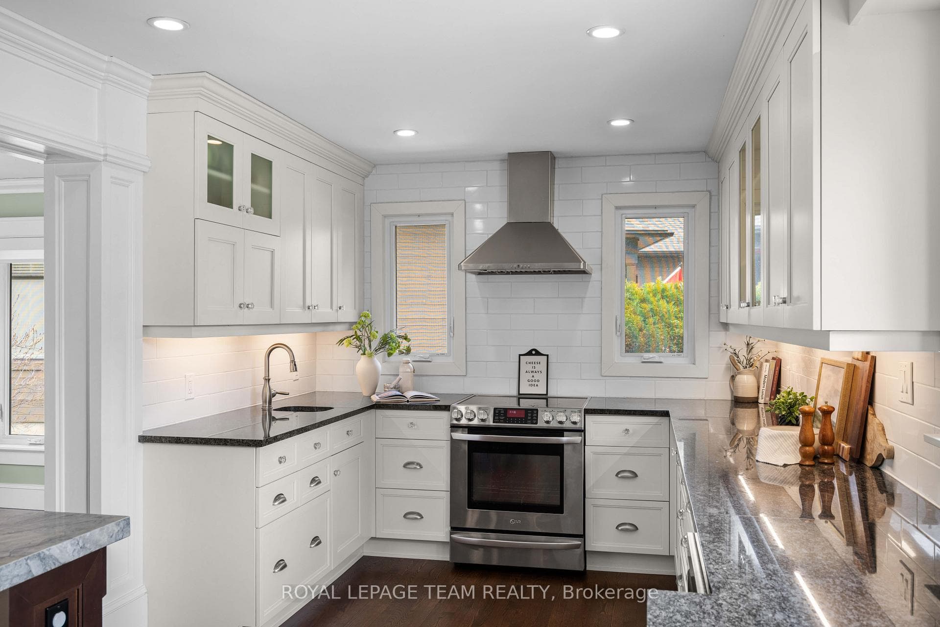 2 Lockview Road photo 21