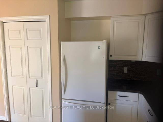 29 Pleasant Avenue photo 10