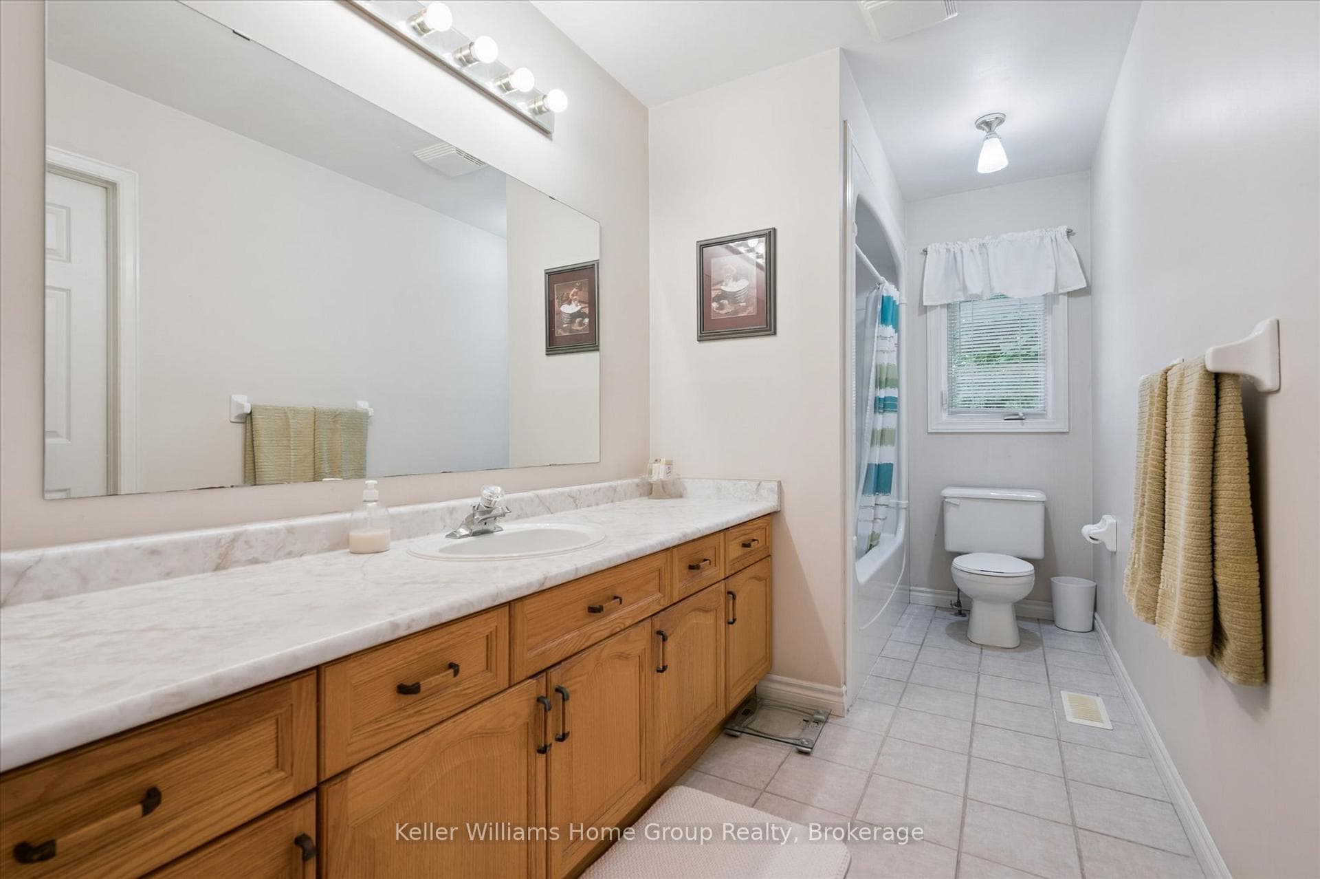 750 Dianne Crescent photo 22