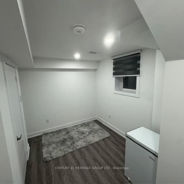 7 Larkfield Crescent Unit 2 photo 26
