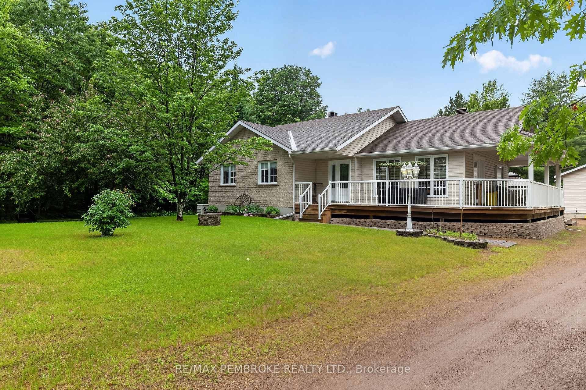 246 Black Bay Road photo 4