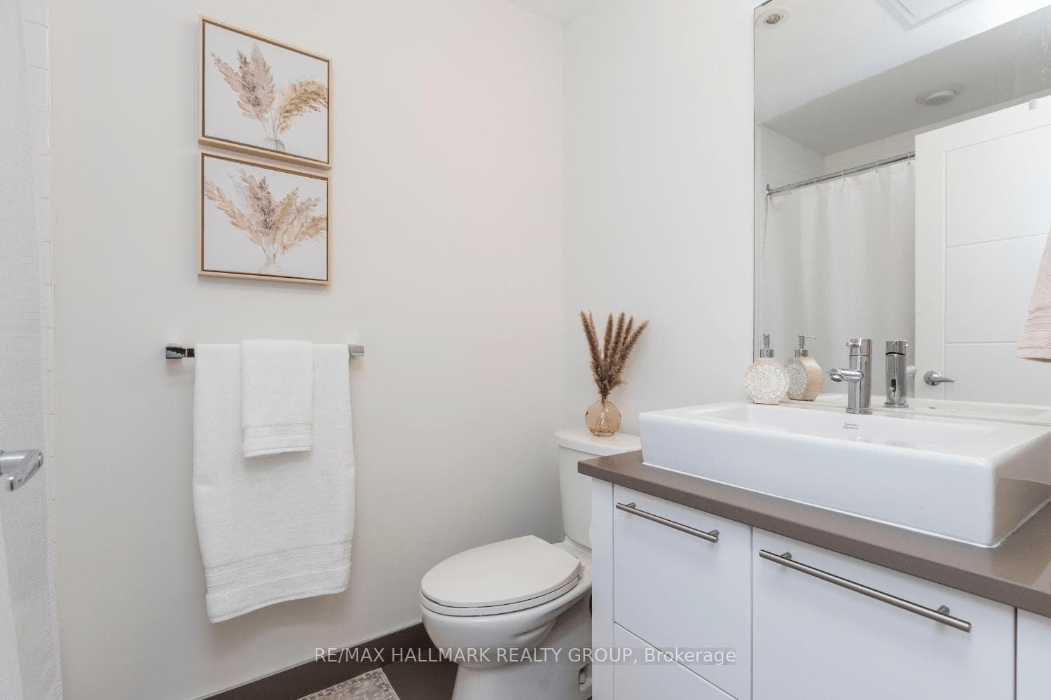 101 Richmond Road Unit 608 photo 17