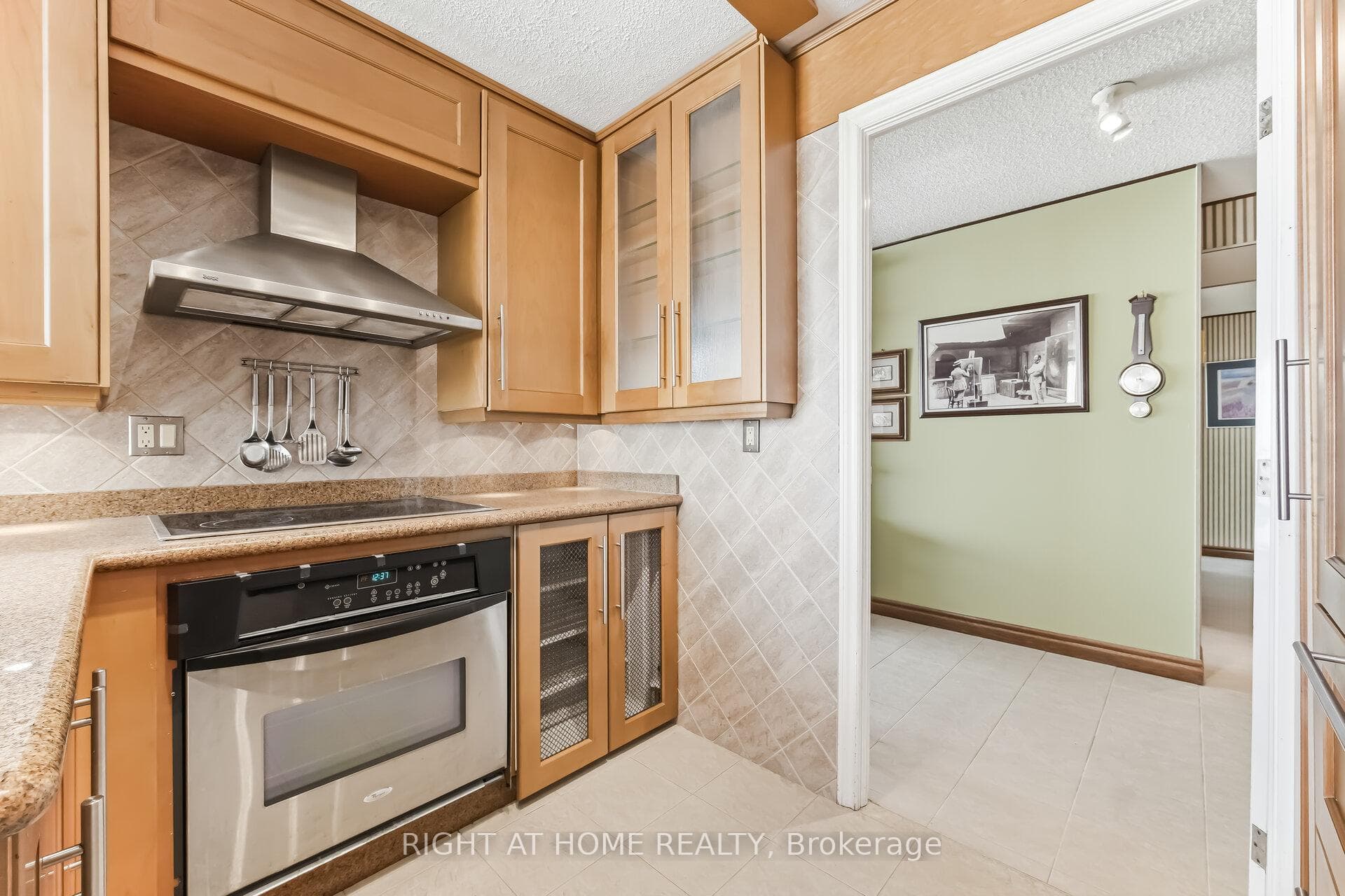 120 Promenade Circle Unit 711 photo 18