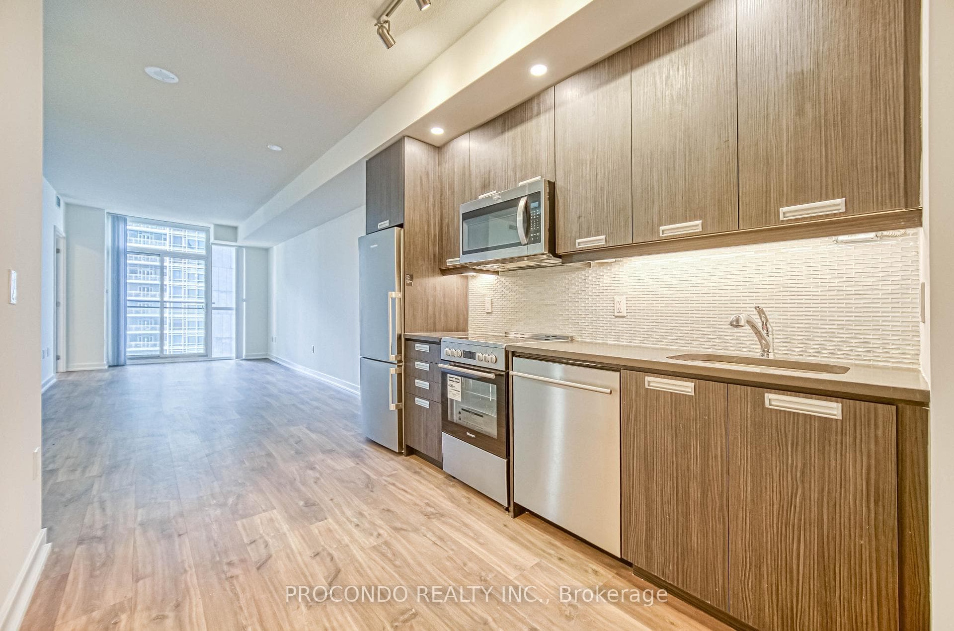 99 John Street Unit 1405 photo 10