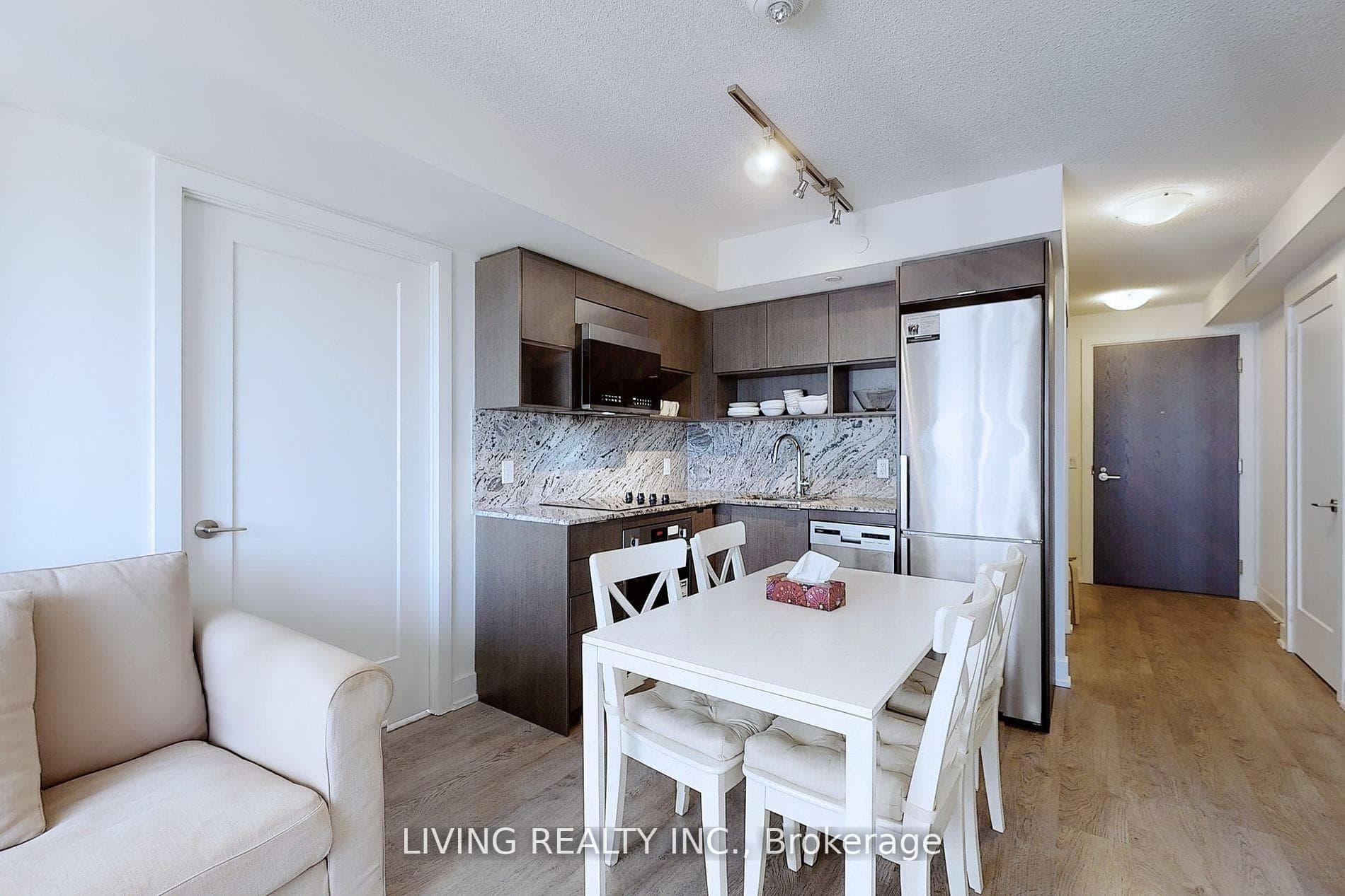 9 Mabelle Avenue Unit 2819 photo 26