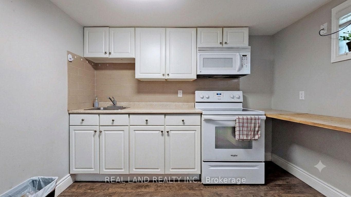 26 Glamis Avenue photo 6