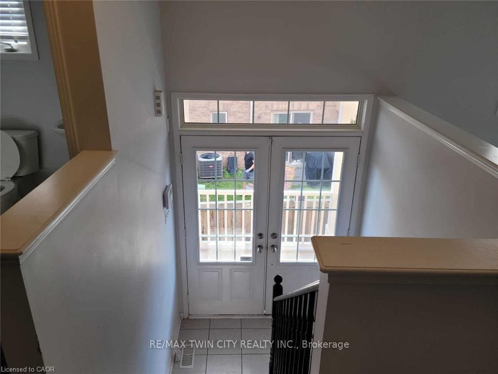 2165 Fiddlers Way photo 3