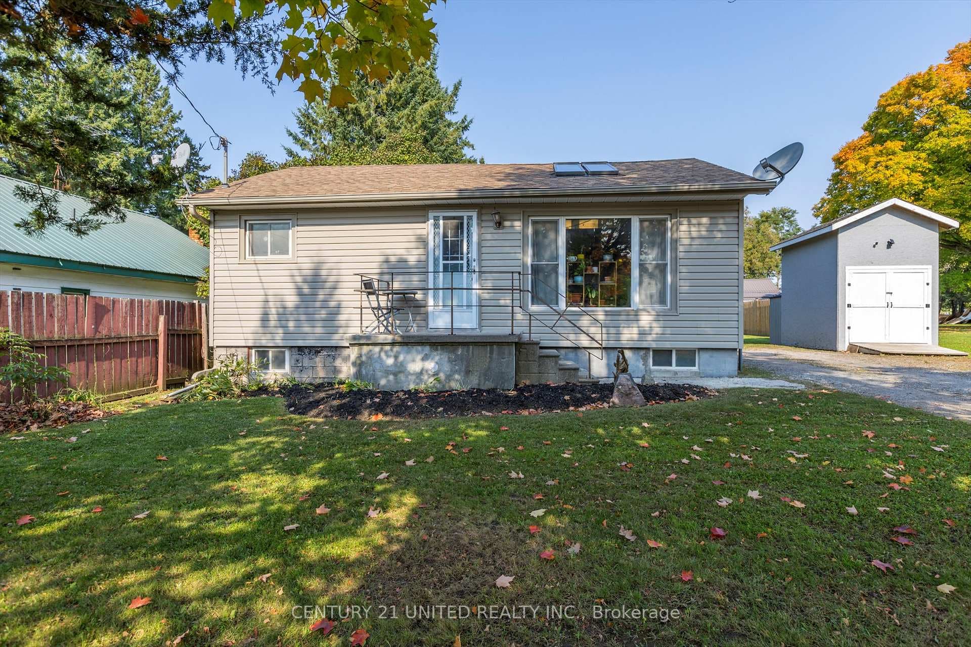 572 Old Norwood Road photo 4
