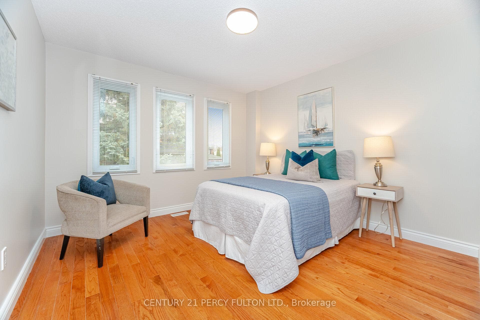 746 Beatty Crescent photo 34