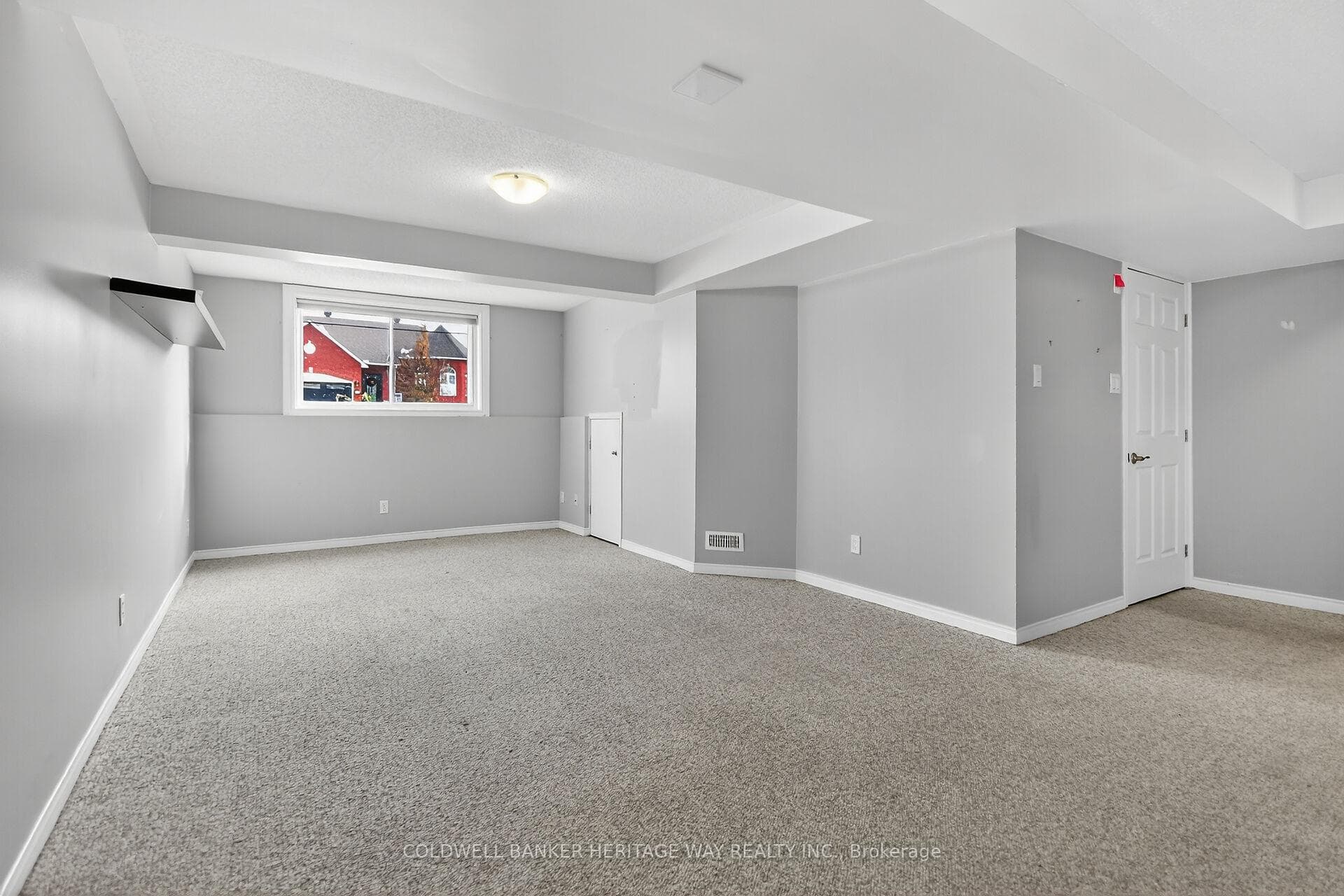160 Patterson Crescent photo 27
