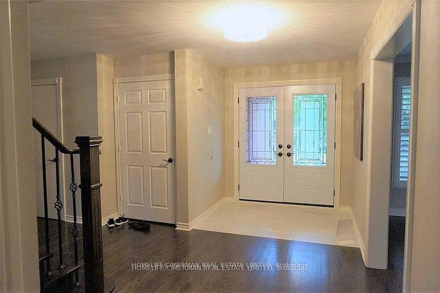 42 Lensmith Drive Unit UPPER photo 3