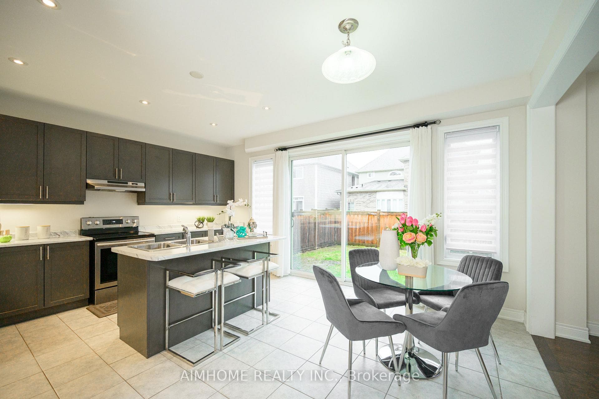 3 Jericho Avenue photo 15