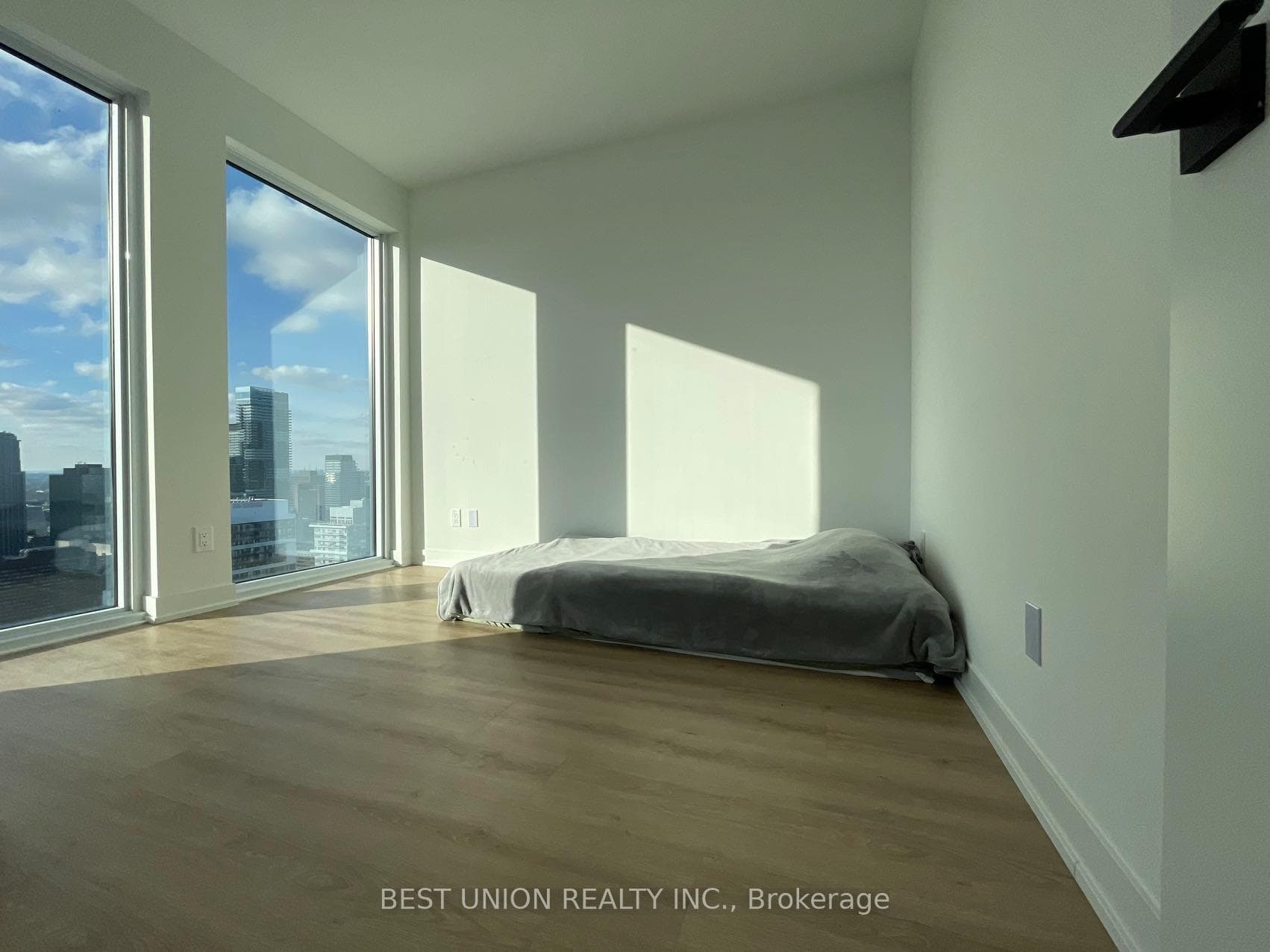 319 Jarvis Street Unit 4705 photo 13