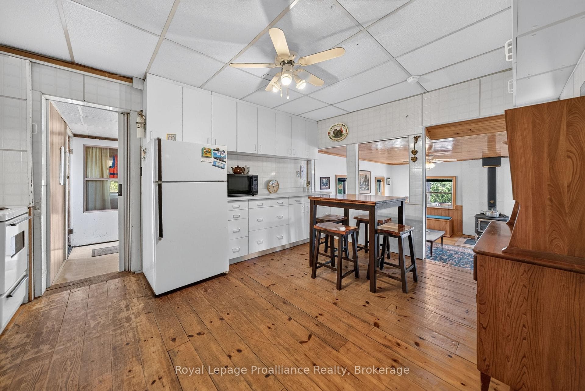 1166 Rocky Lane photo 7
