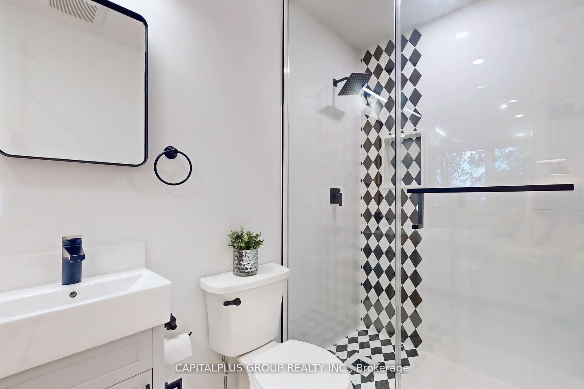 105 Angus Drive photo 35