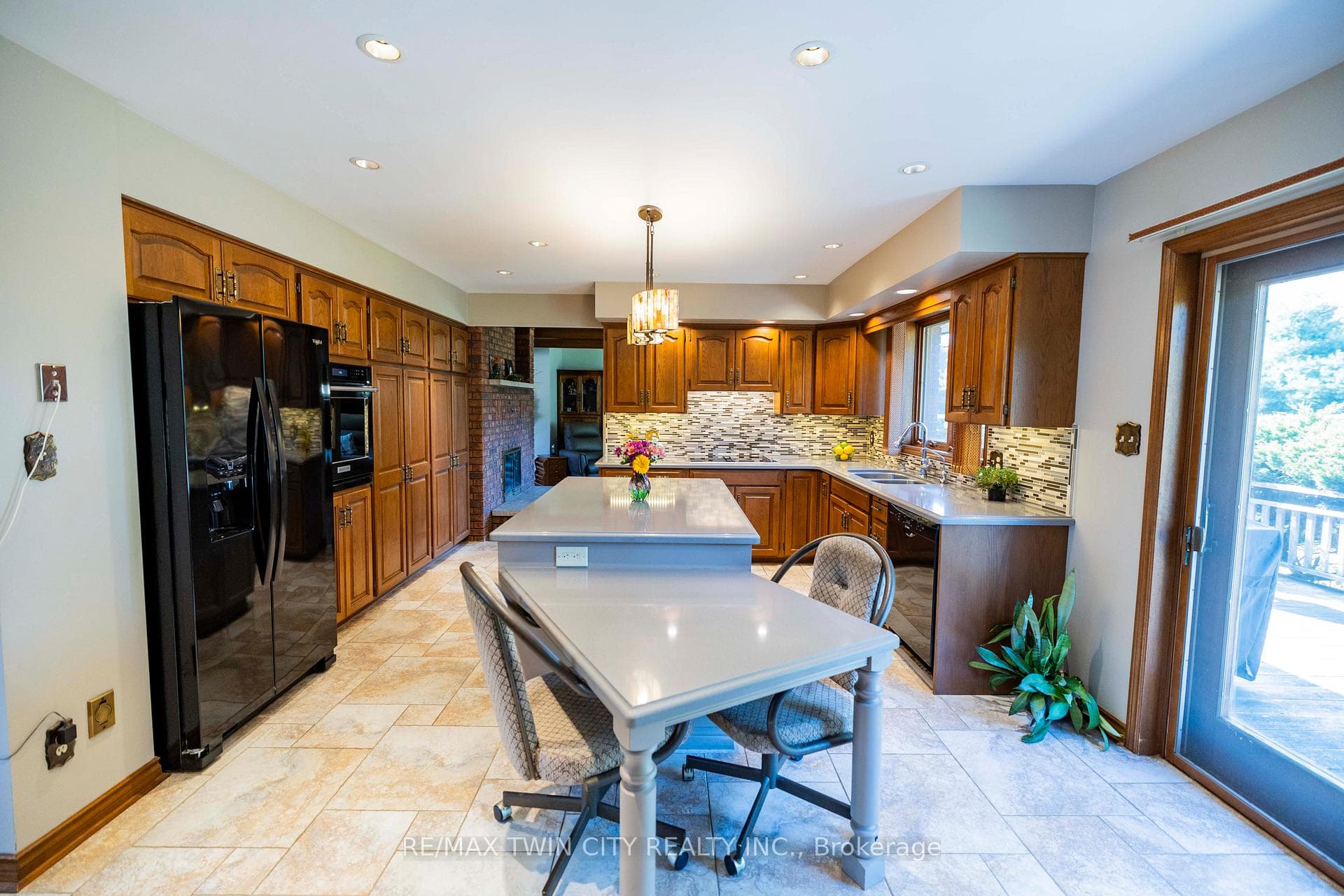 7 KIMBERLEY Road photo 15