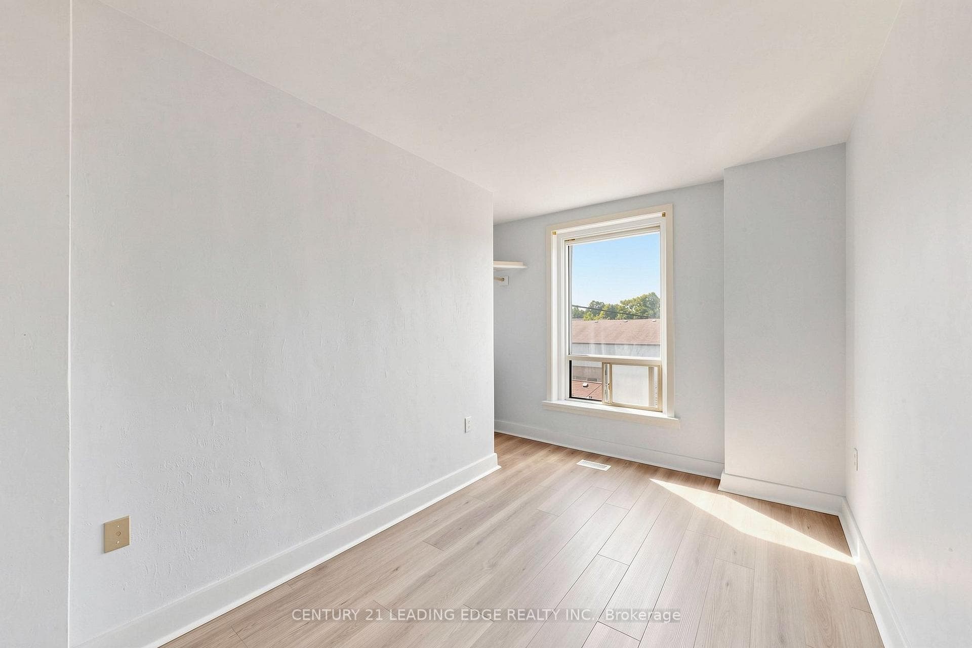 18 Brock Street Unit 3 photo 18