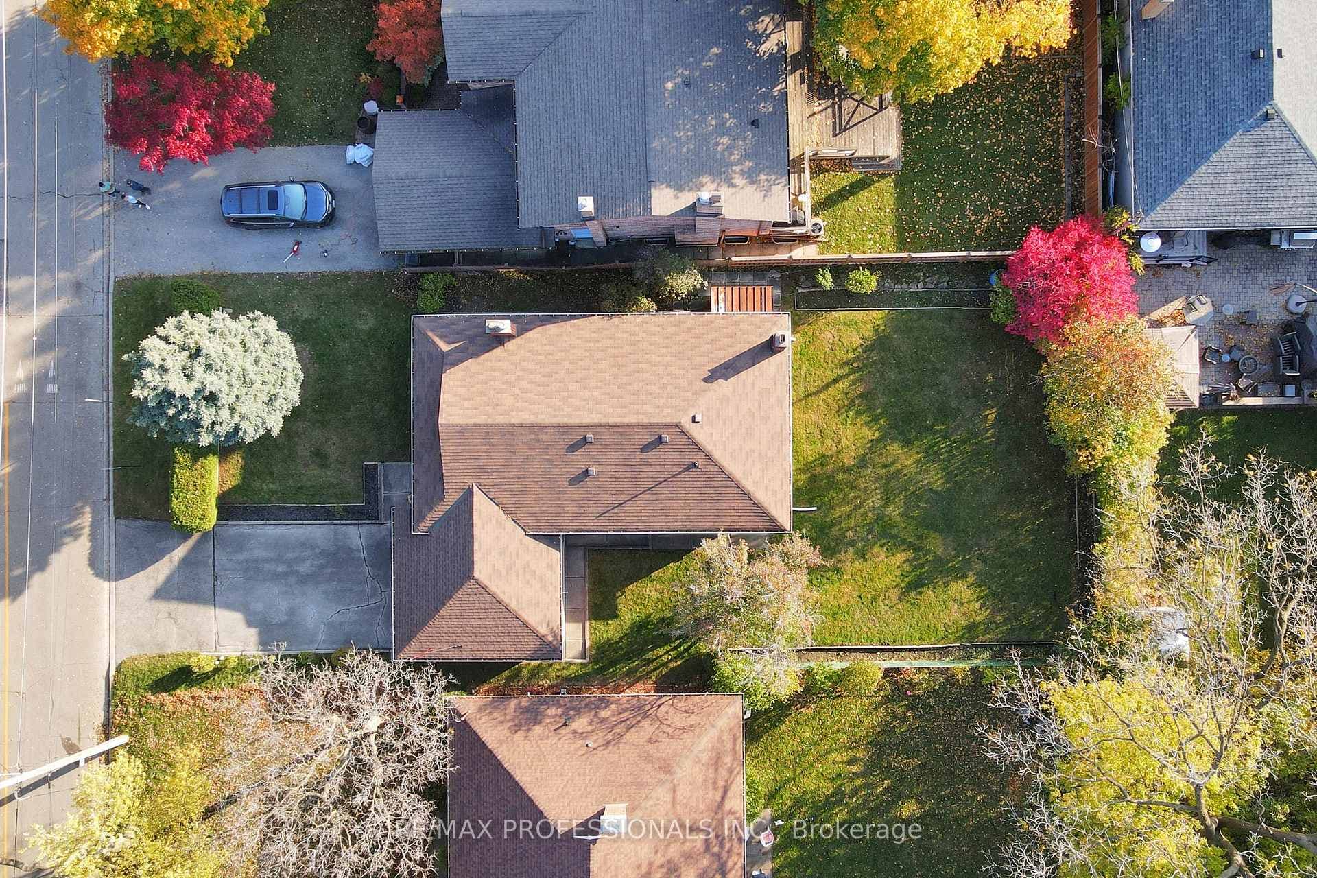 110 Shaver Avenue photo 37