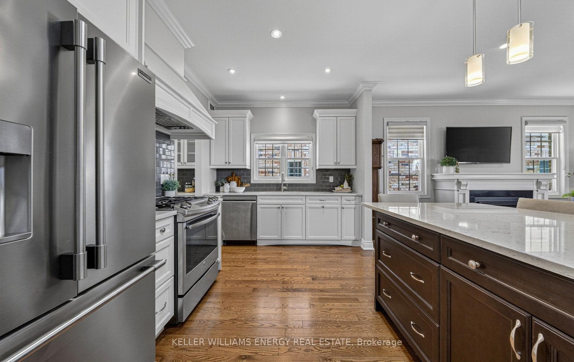 821 Hudson Street photo 19