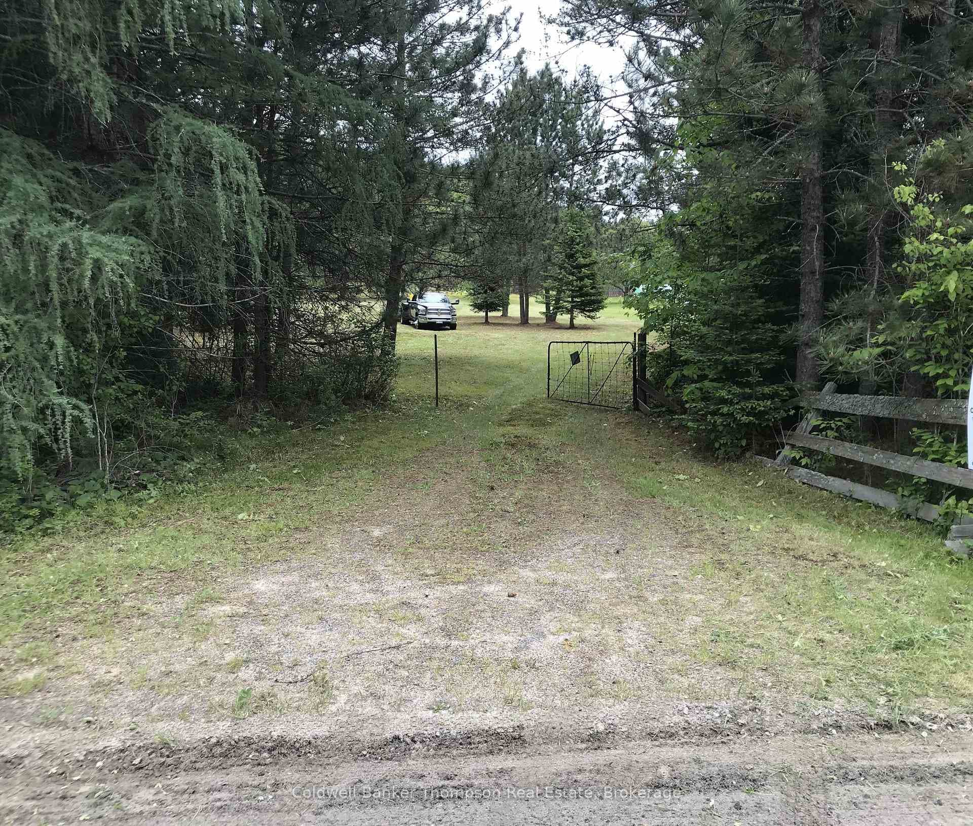 346 BRENNAN'S Road photo 2