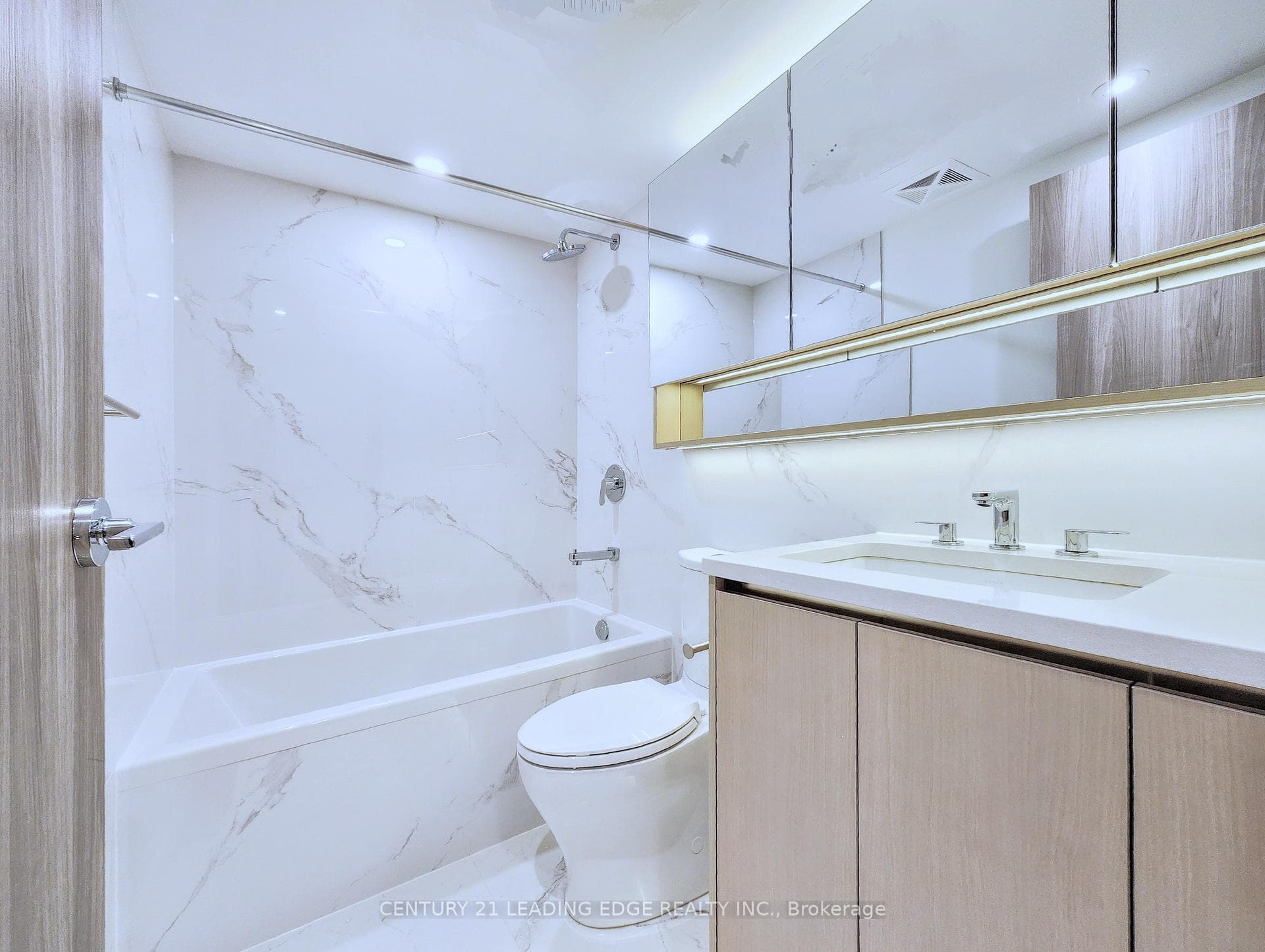38 Widmer Street Unit 1009 photo 11