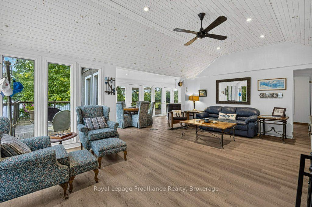 8477 Shearer Point Road photo 5