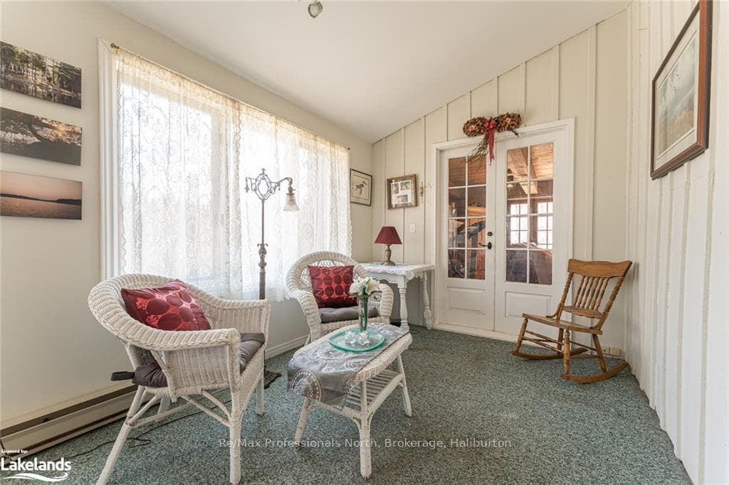1011 STERLING Lane photo 13