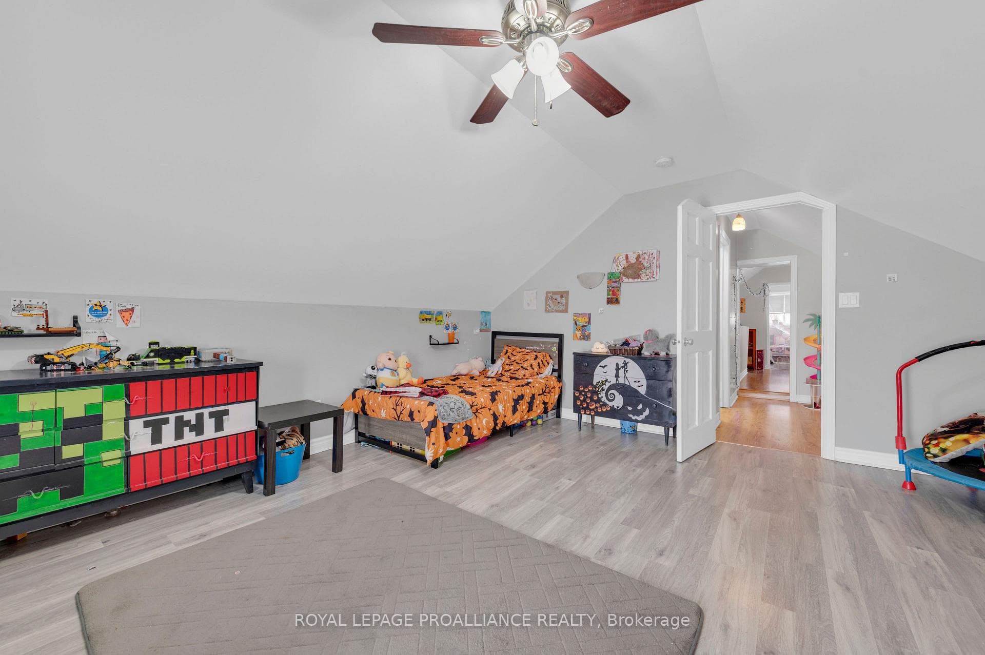 731 Kerby Road photo 23