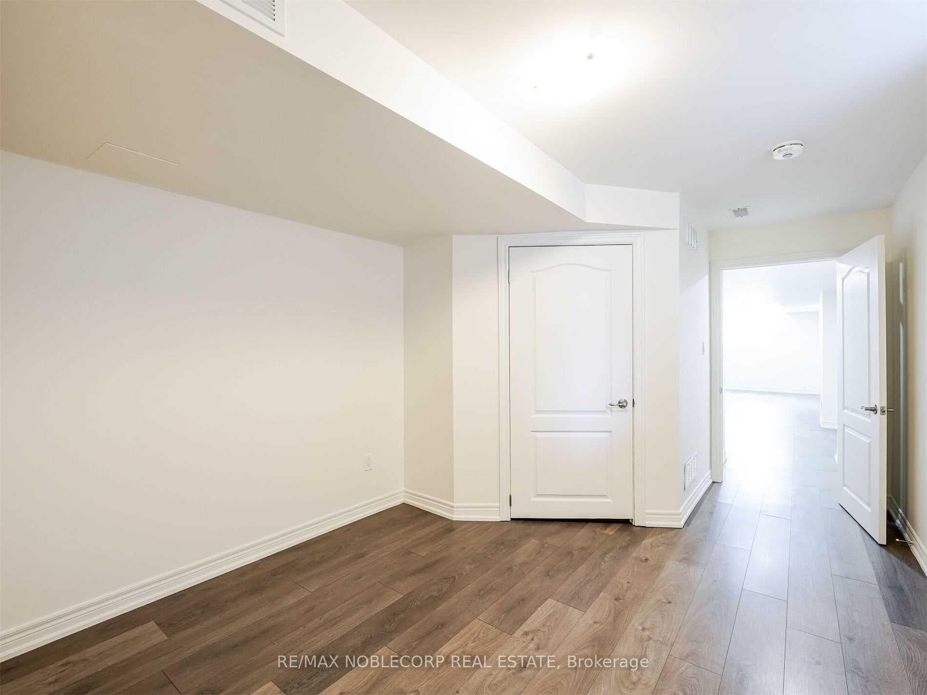 71 Pierre Berton Boulevard photo 27